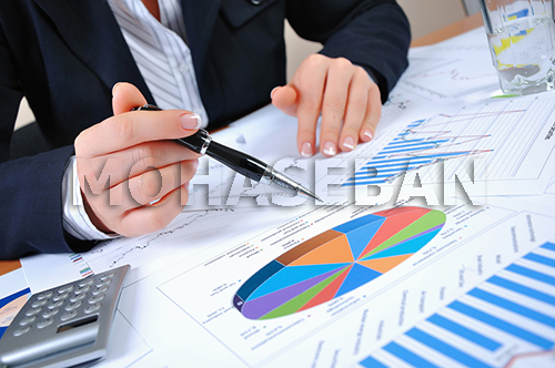 عوامل مؤثر بر ارائه گزارشهای مالی غیر واقعی